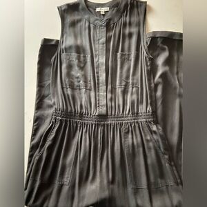 Black Sleeveless Jumpsuit